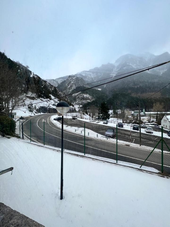Alojamiento Anayet Aranones Canfranc Exterior photo